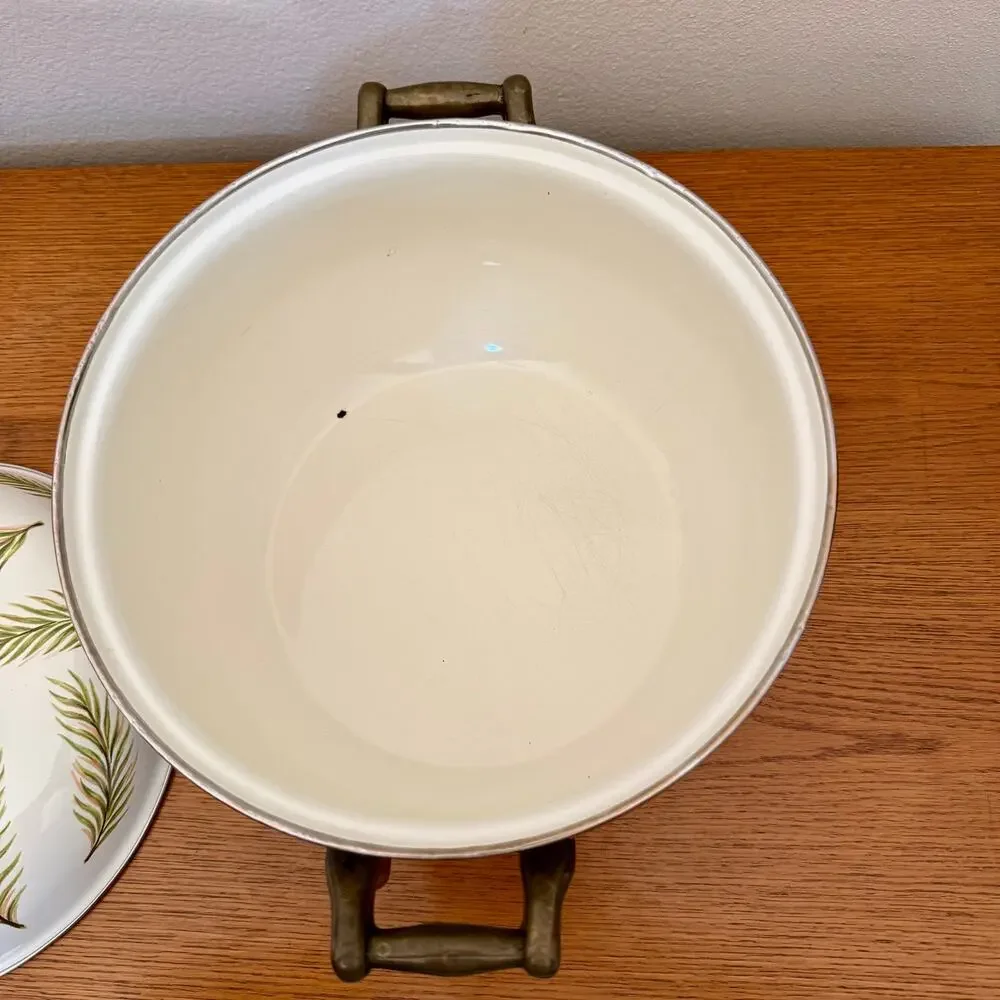 Tabletops Unlimited Palm Grove 8 Qt Enamel Stockpot Dutch Oven Palm Trees Lid